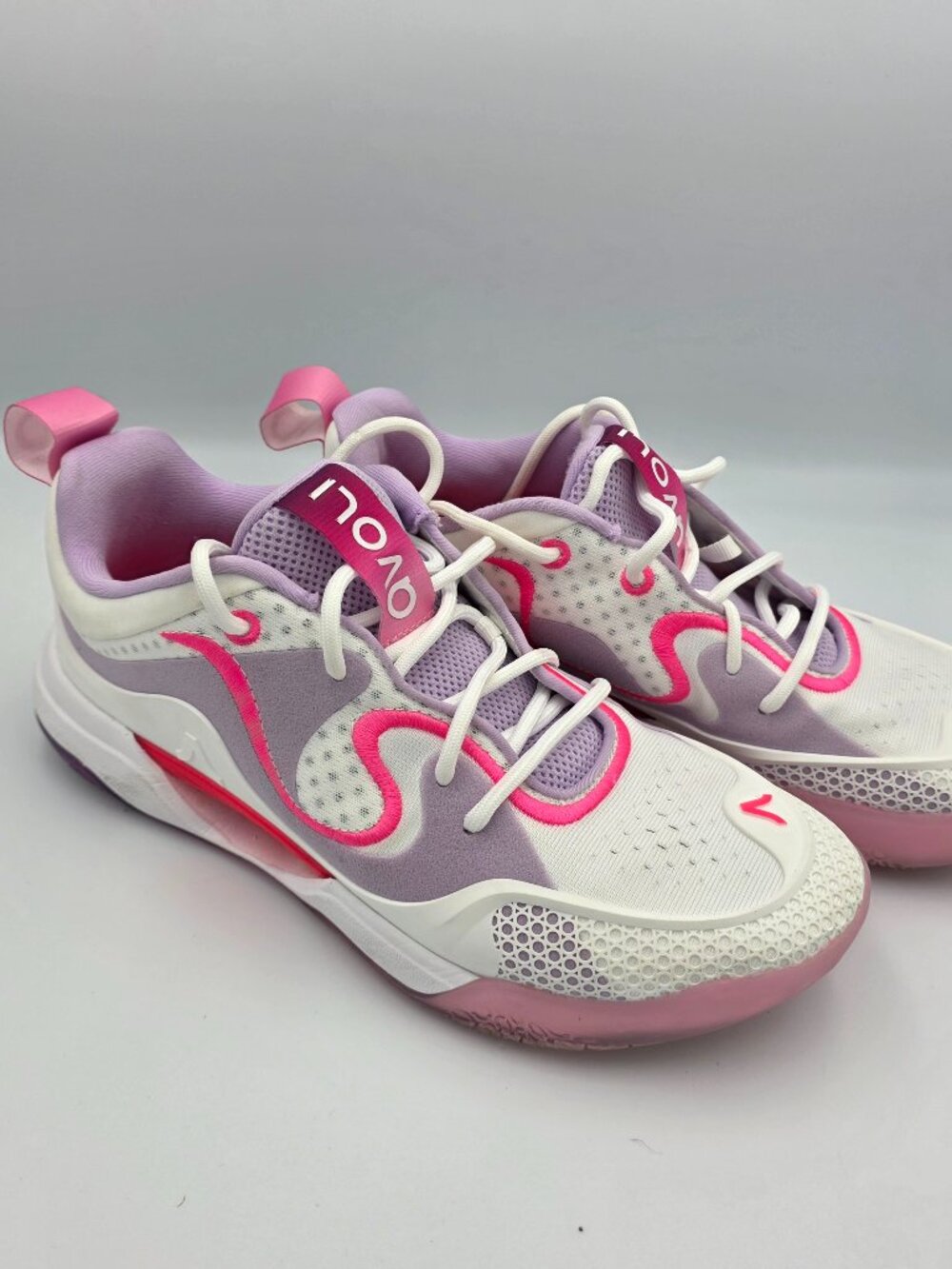 Avoli Womens Size 8.5 Volleyball Shoe Low Top White & Purple & Pink